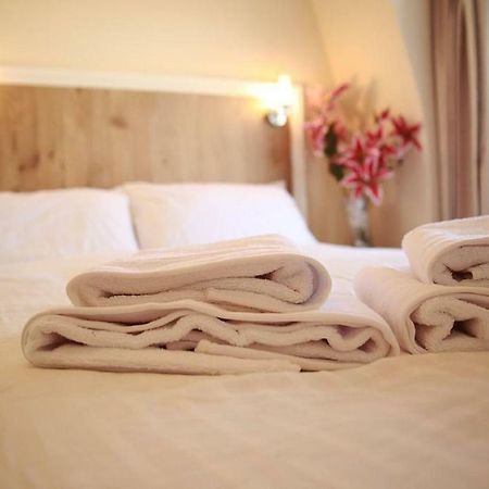 Acton Hill Hotel Ealing Extérieur photo