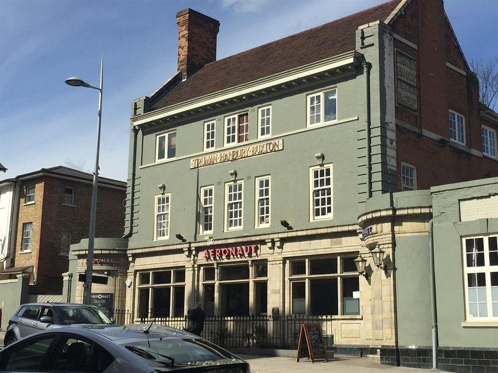 Acton Hill Hotel Ealing Extérieur photo