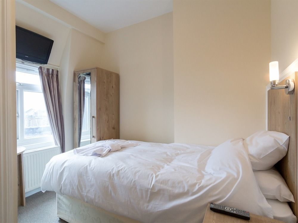 Acton Hill Hotel Ealing Extérieur photo