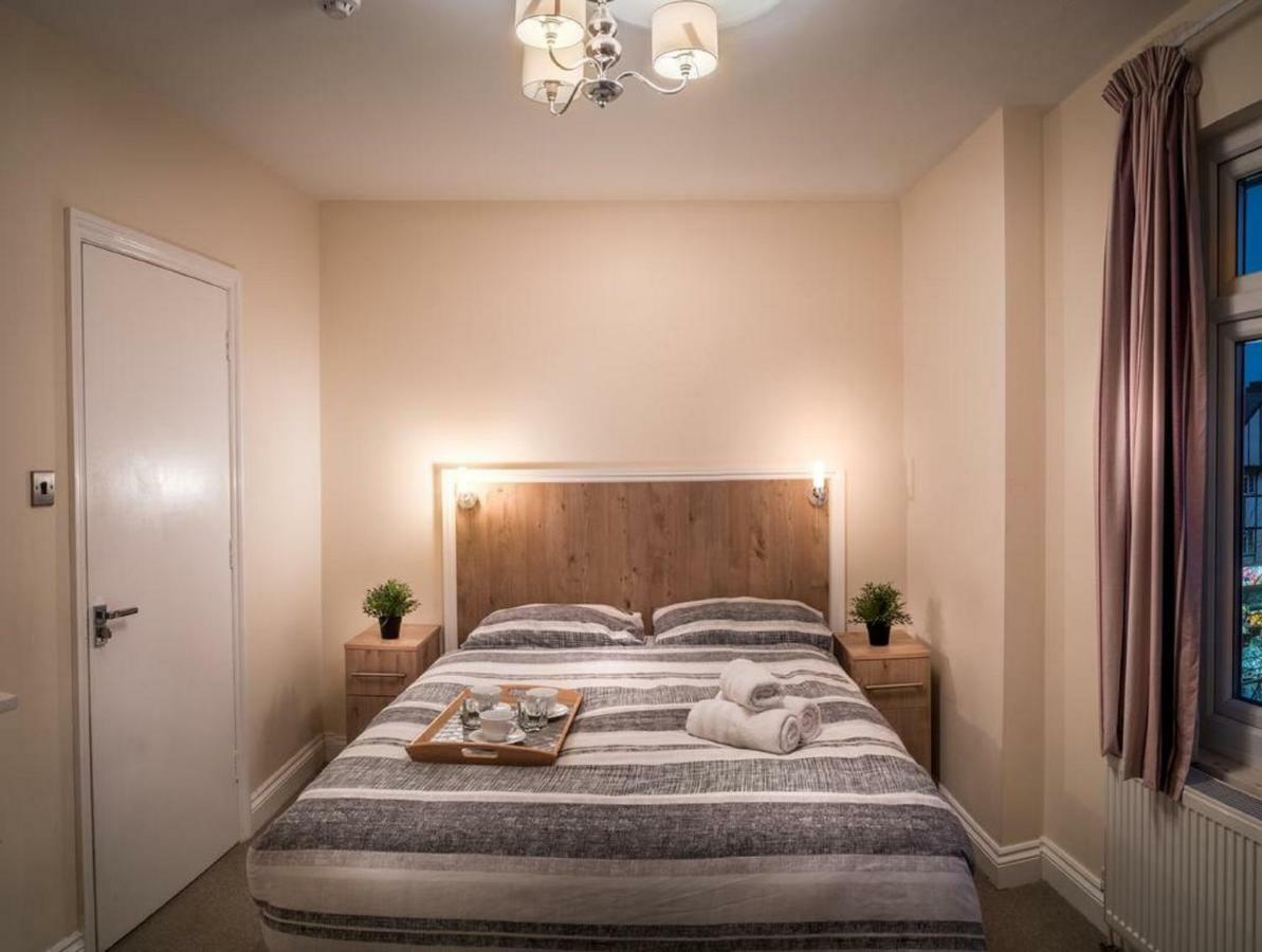 Acton Hill Hotel Ealing Extérieur photo