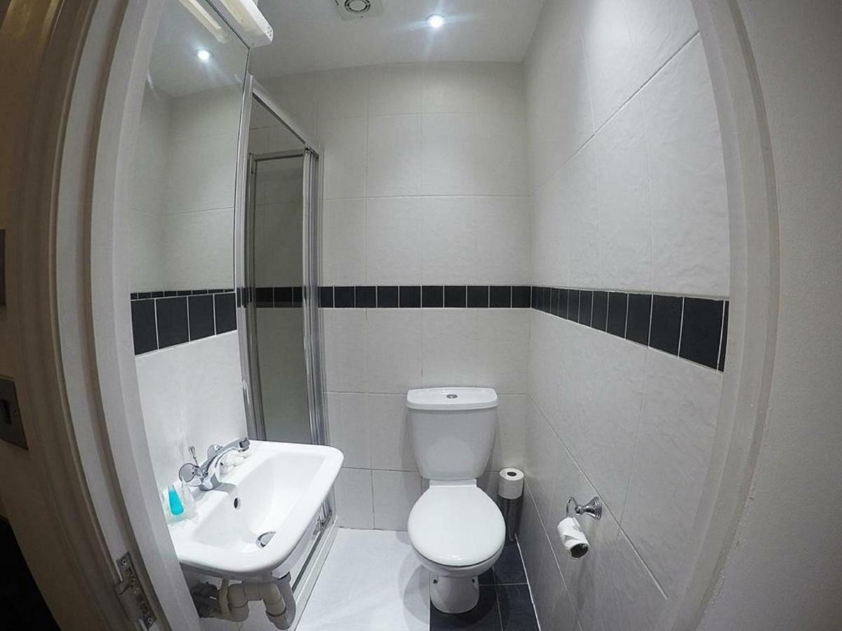 Acton Hill Hotel Ealing Extérieur photo