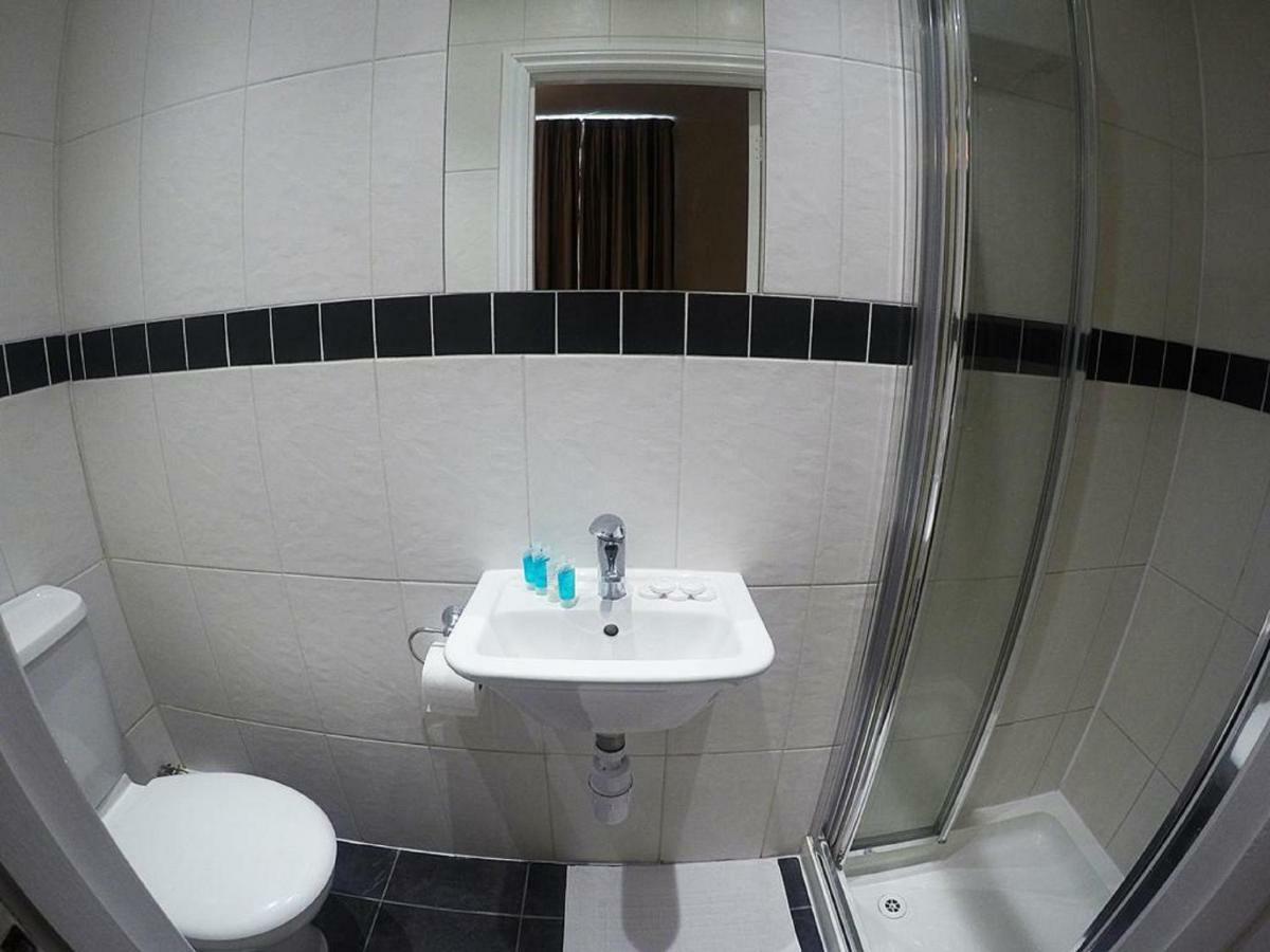 Acton Hill Hotel Ealing Extérieur photo