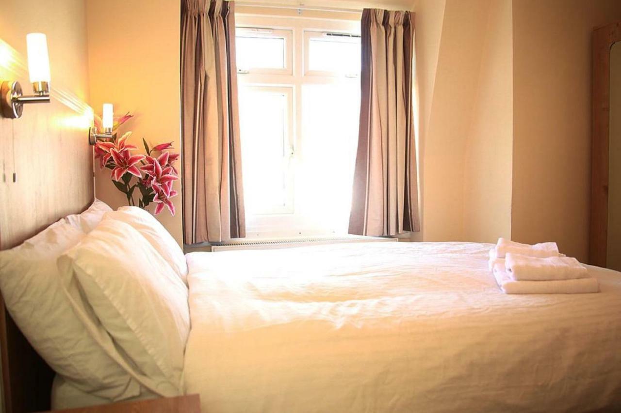 Acton Hill Hotel Ealing Extérieur photo