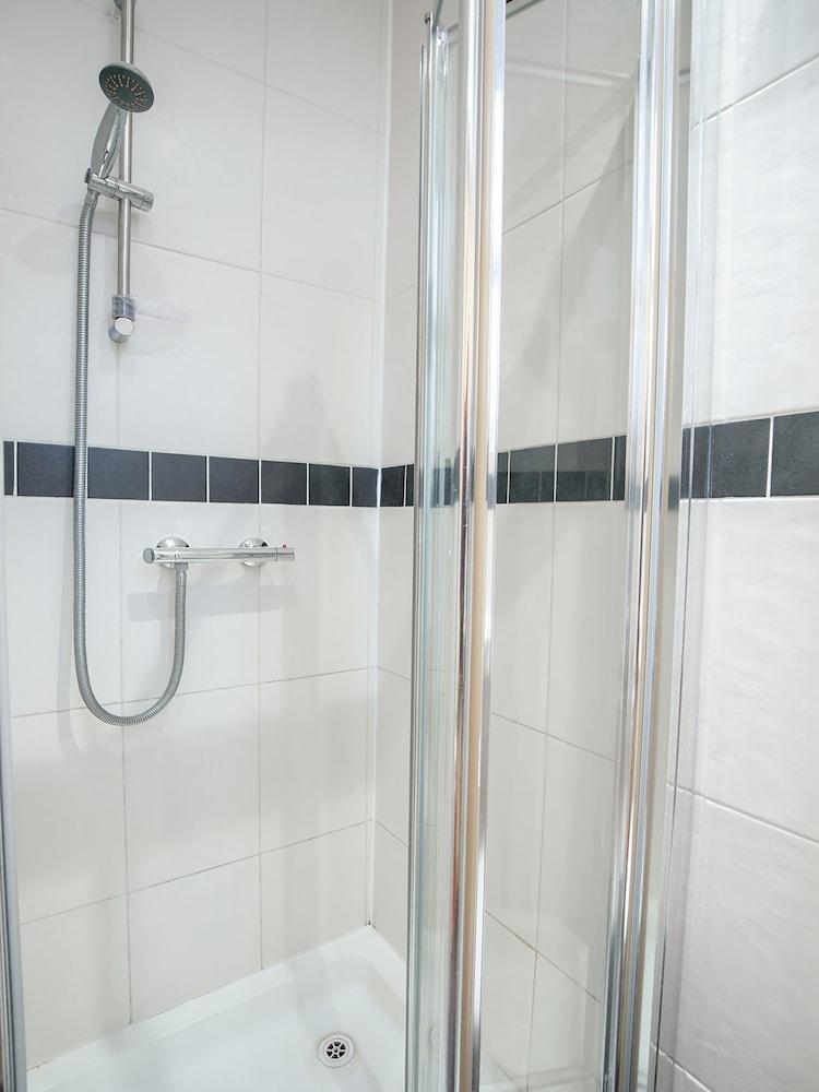 Acton Hill Hotel Ealing Extérieur photo